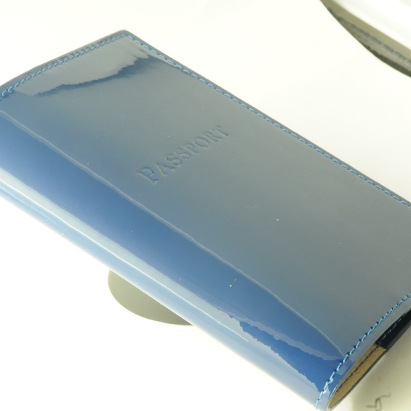 Tiffany & Co. Travel Diary, Passport and CC holder - Picture 7 of 8